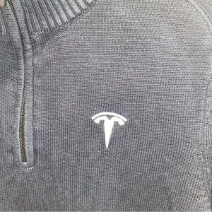 Tesla Pullover Sweater Mens M Black Quarter Zip Long Sleeve Logo Embroidered